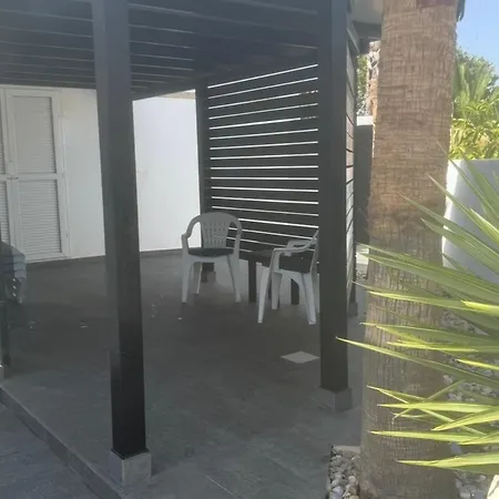 Casa Elliala Tenerife, Stunning With Secluded Pool Area And Close To Amenities 别墅 *
